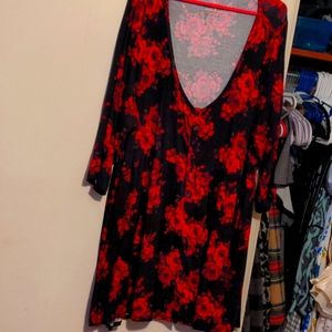 Torrid size 4 ❤️Vday lovely top ❤️